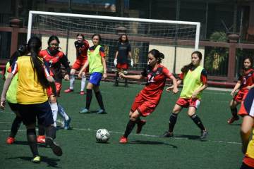 尤文7场17分领跑同期对手科莫13分罗马8分米兰12分那不勒斯16分国米14分（配图示意）